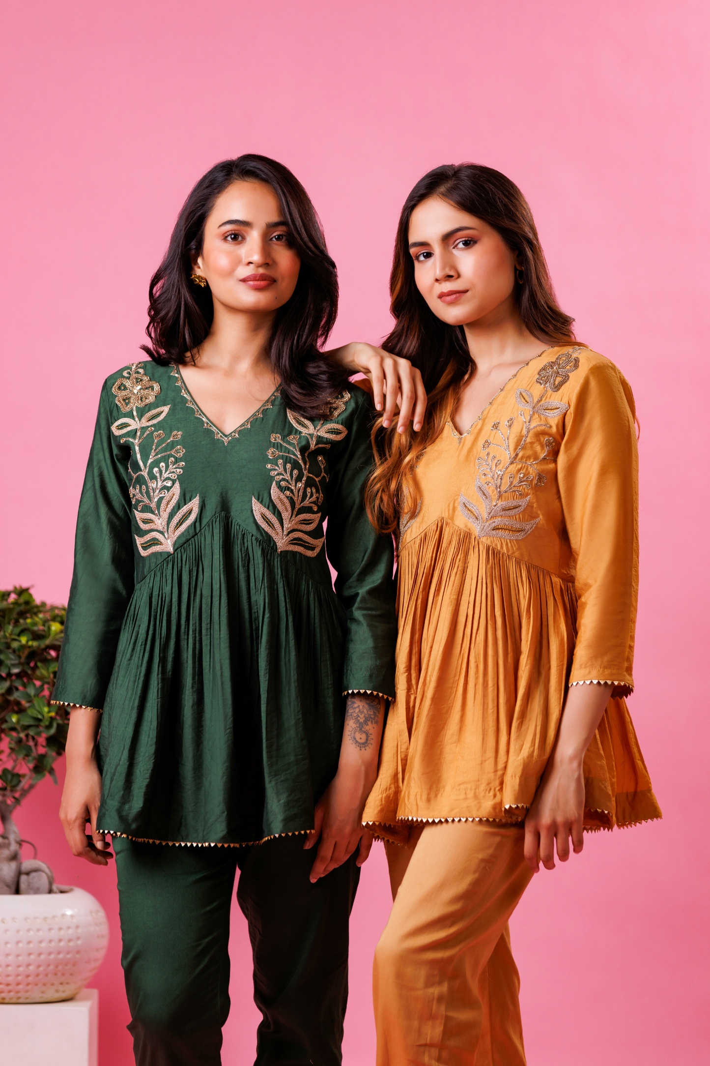 Tarini Set
