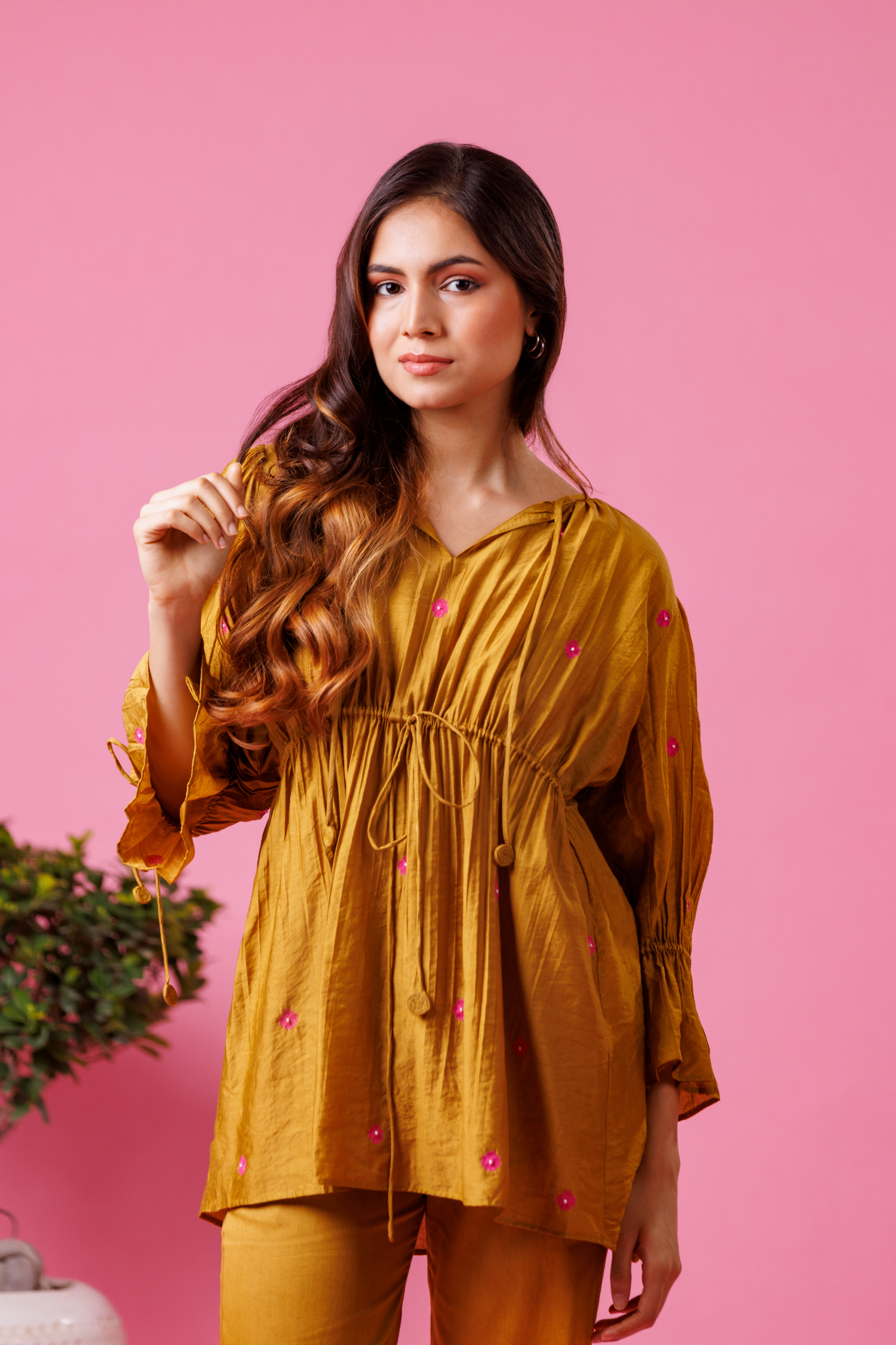 Sunehri set stylish ethnic outfit for women