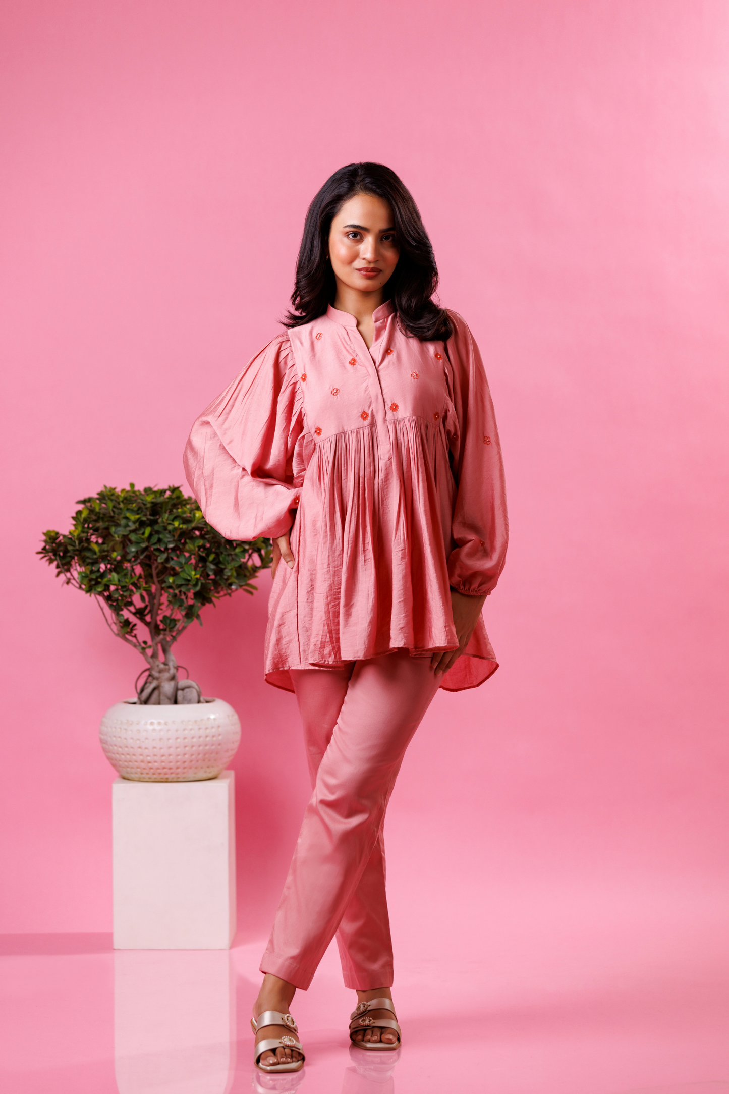 Women’s pink ethnic wear kurta pant set festive