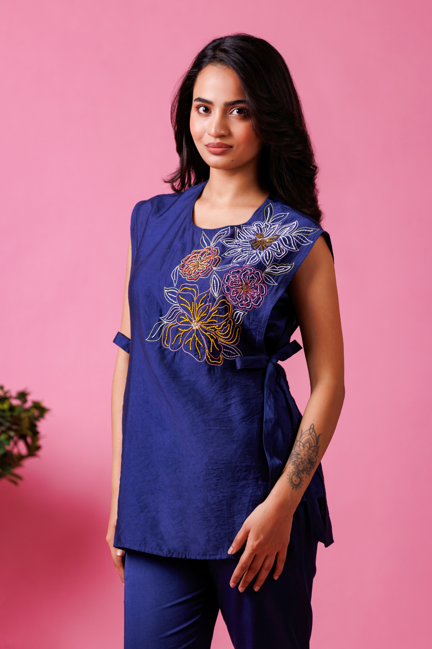 Raatrani set designer ethnic outfit for women