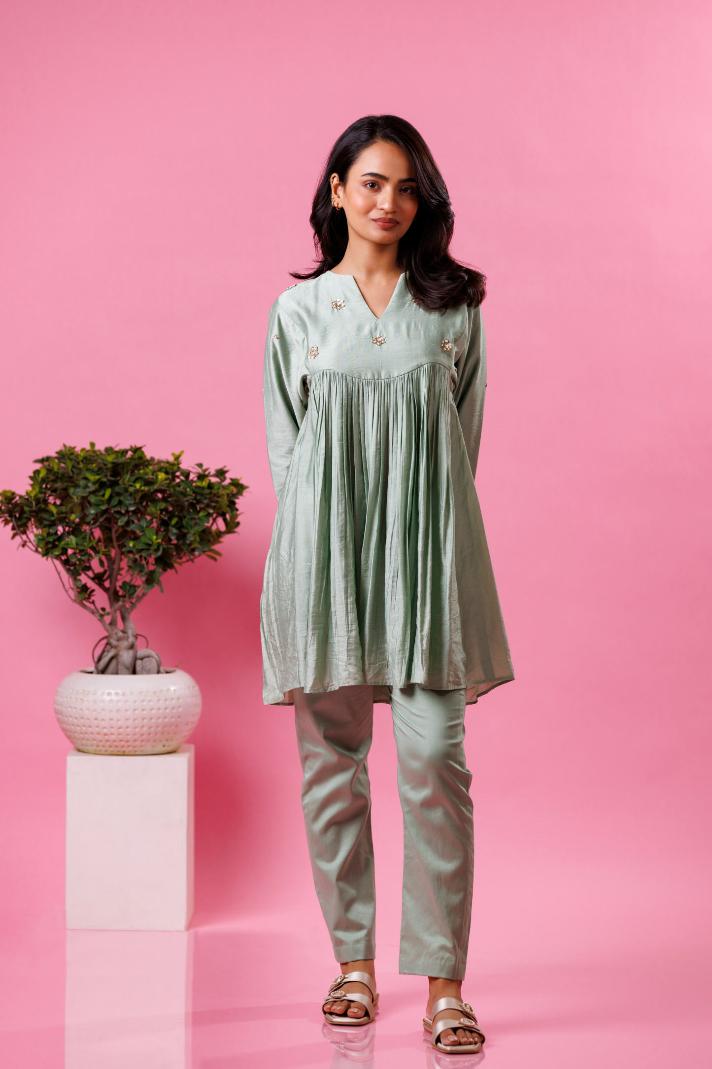 Neer Set