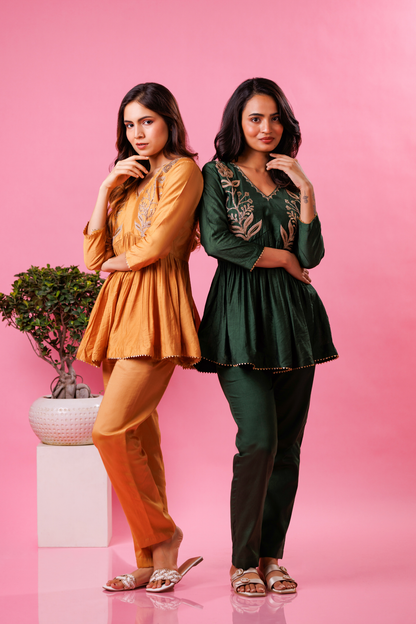 Tarini Set